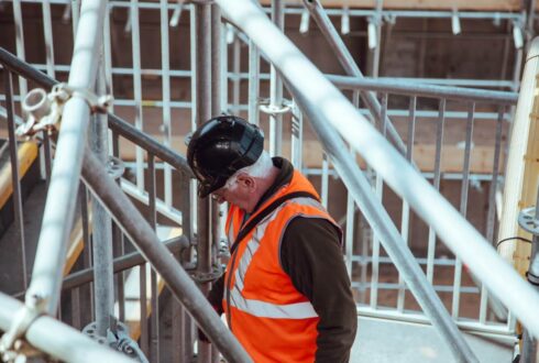 Lifting Products: Ensuring Safe and Efficient Material Handling